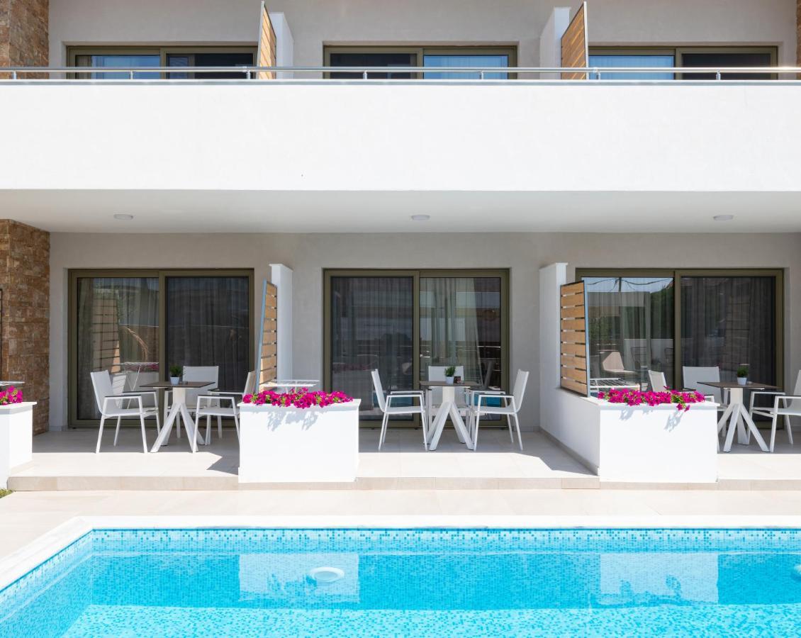 Imagine Luxury Suites Никити Экстерьер фото